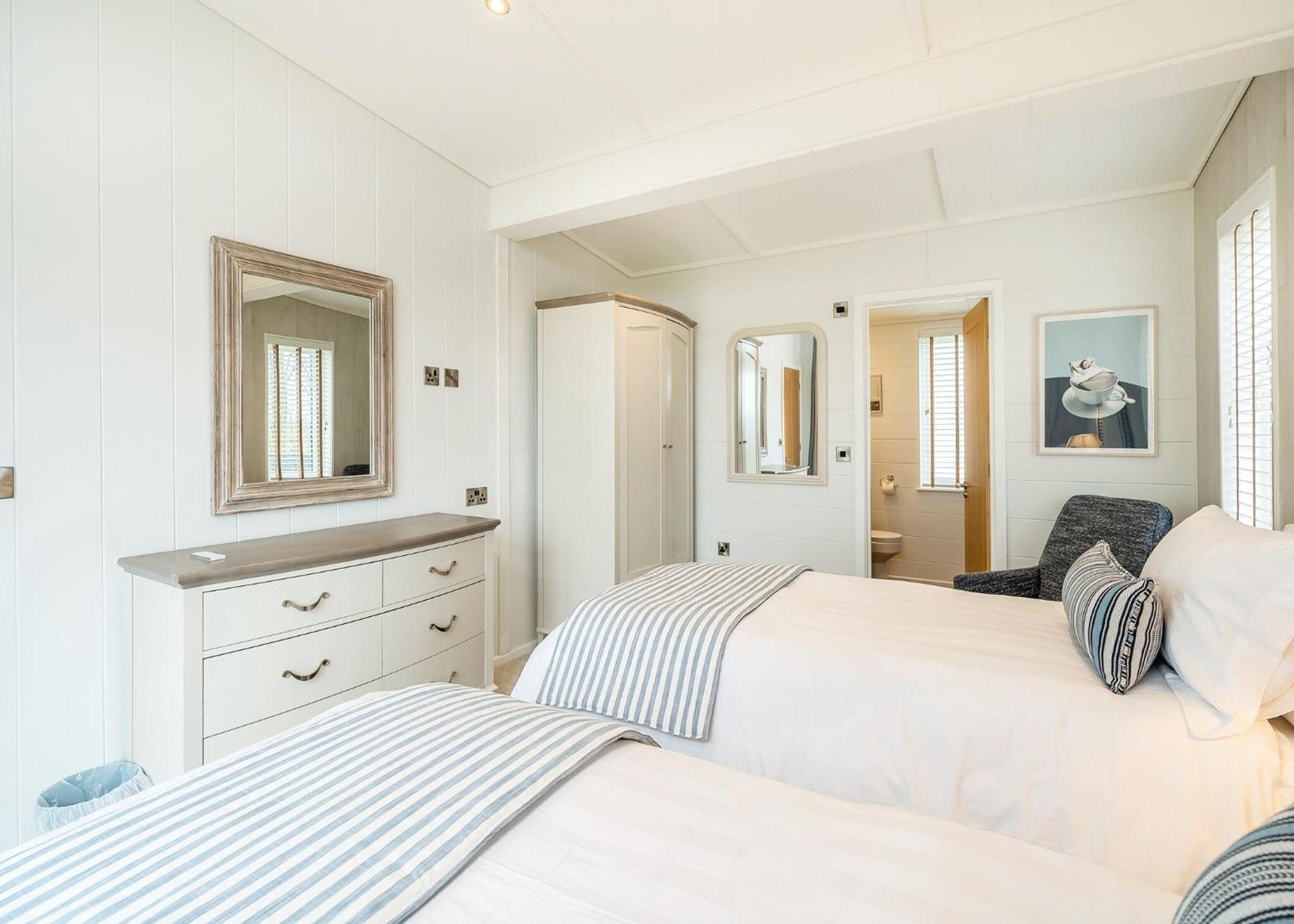 Eden Lodge Retreat Crosby  Bilik gambar